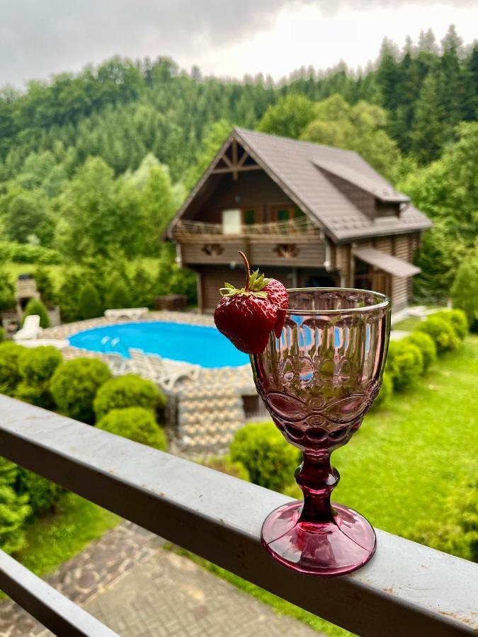 Goral Cottage In Mihove Exteriér fotografie