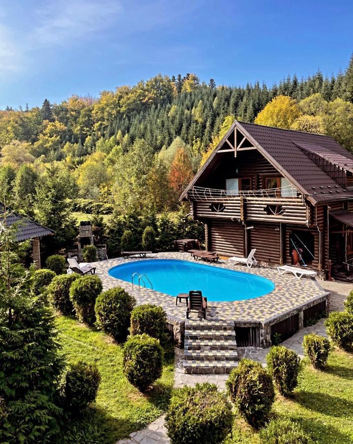 Goral Cottage In Mihove Exteriér fotografie